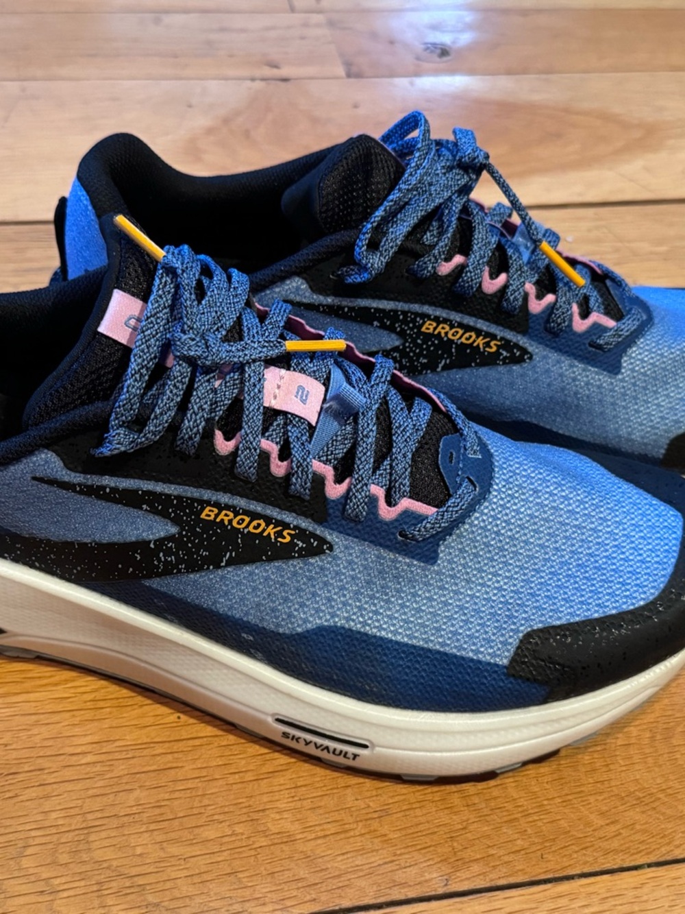 Brooks Catamount 2 Women's Trail Running Shoes